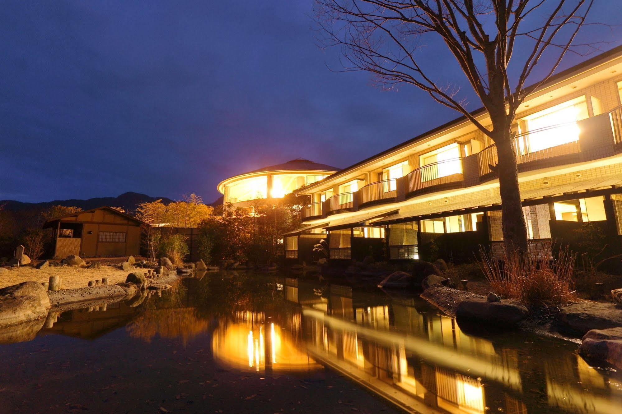 Hotel Yumeshizuku - Renovation From May 12 Until End Of July - Minamiaso Exterior foto